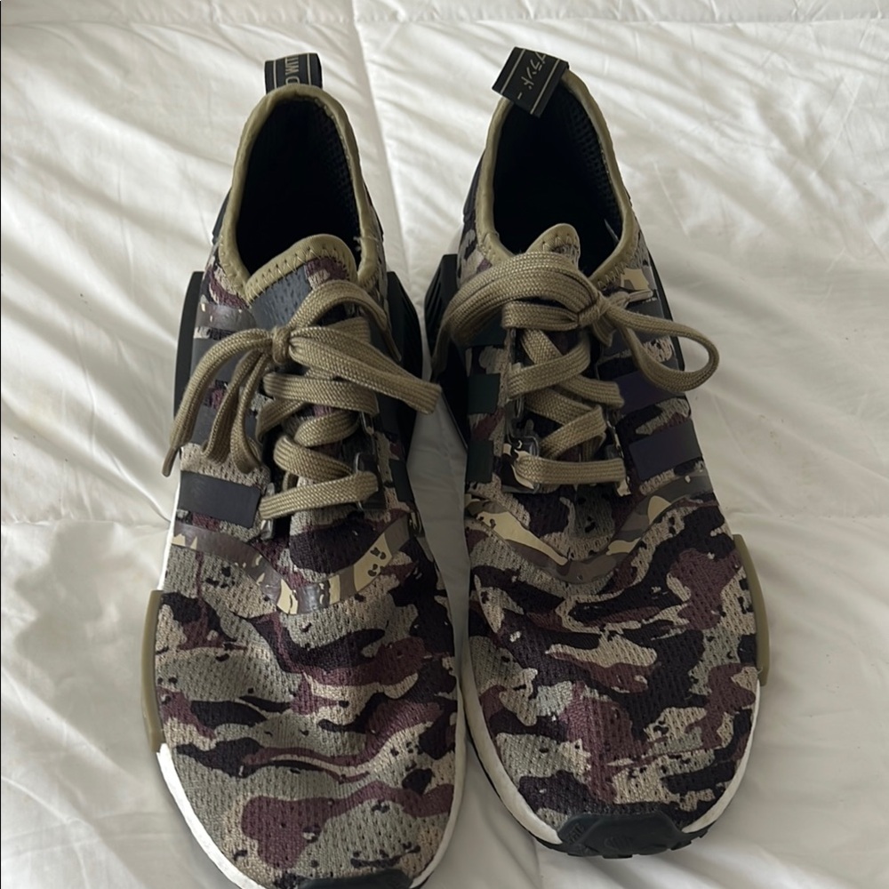 adidas Camouflage Sneakers in green and Brown